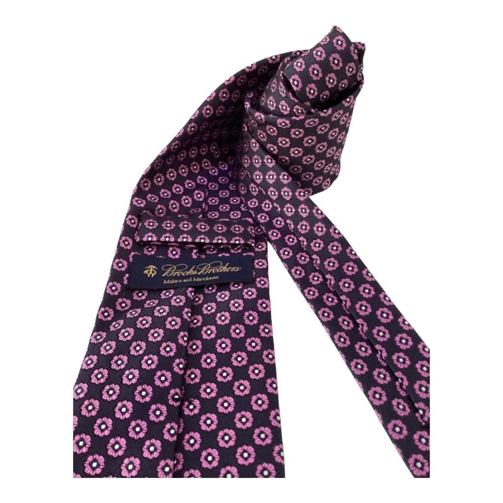 BROOKS BROTHERS MAKERS & MERCHANTS Pink Flower Silk Tie 58"-3.7" EC - Picture 4 of 7
